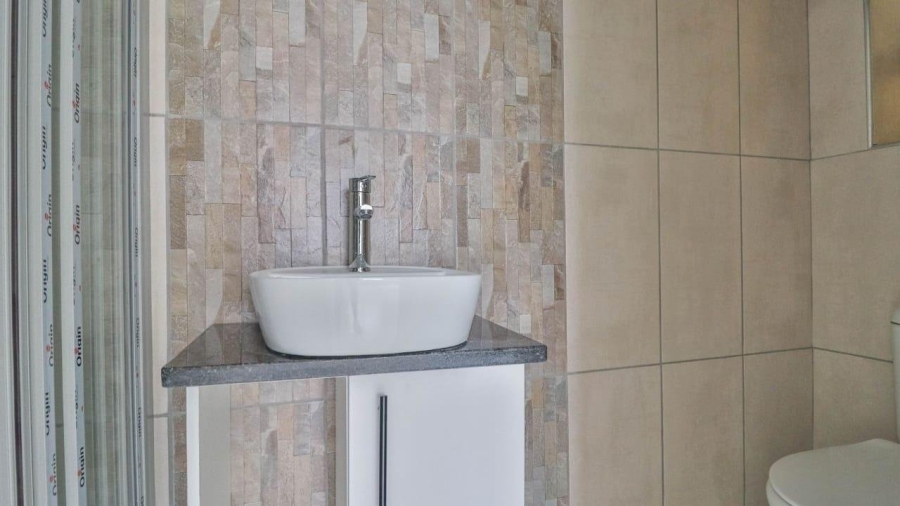 3 Bedroom Property for Sale in Fraaiuitsig Western Cape